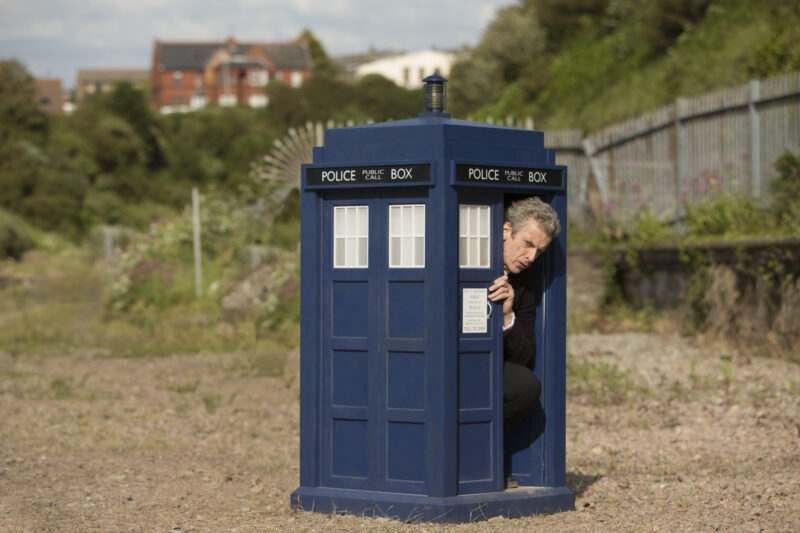 doctor who - Peter Capaldi quitte le rôle du Docteur ! DW saison 8 épisode 9