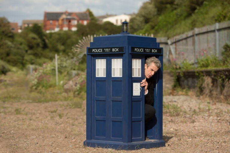 Doctor Who 8×09 : Flatline