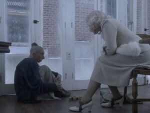 freak show - American Horror Story Freak Show 4x10 Orphans orphans
