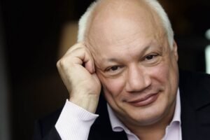roman - La nuit de feu, Eric-Emmanuel Schmitt : voyage à la découverte de soi nuit de feu schmitt
