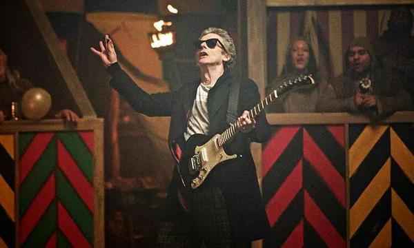 doctor who - Doctor Who : une compagne nommée Bill ! doctor who saison 9 magician apprentice critique