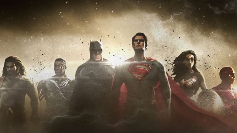 JUSTICE LEAGUE : Aquaman, Flash, Cyborg et Wonder Woman en action