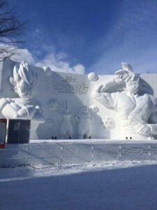 japanime - Dragon Ball Z en direct du Japon : des sculptures de Saiyans monumentales... dans la neige ! 12647184 1524578257837983 6505008594438329154 n