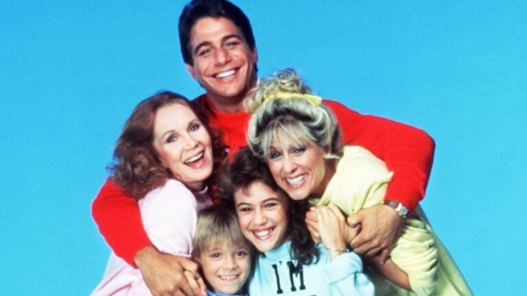 Madame est Servie : 25 ans après le cast se retrouve