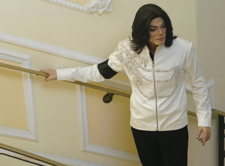 Michael Jackson: Searching for Neverland
