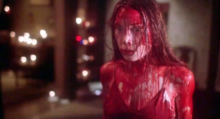 Ressortie de Carrie (1977) : Mise à mort de l’intime