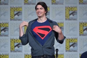sdcc - Brandon Routh (Superman Returns) reprendra son rôle dans le prochain crossover DC brandon routh