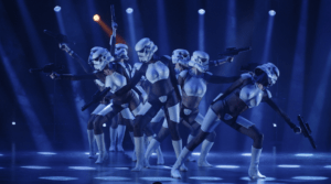 star wars - The Empire Strips Back : Star Wars version coquin empire strips back paris spectacle